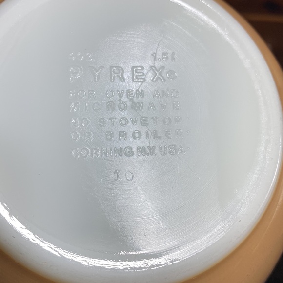 Pyrex 402 and 401 Woodland Brown, 750 ml & 1.5 LT, Mixing Bowls Vintage - Picture 7 of 9